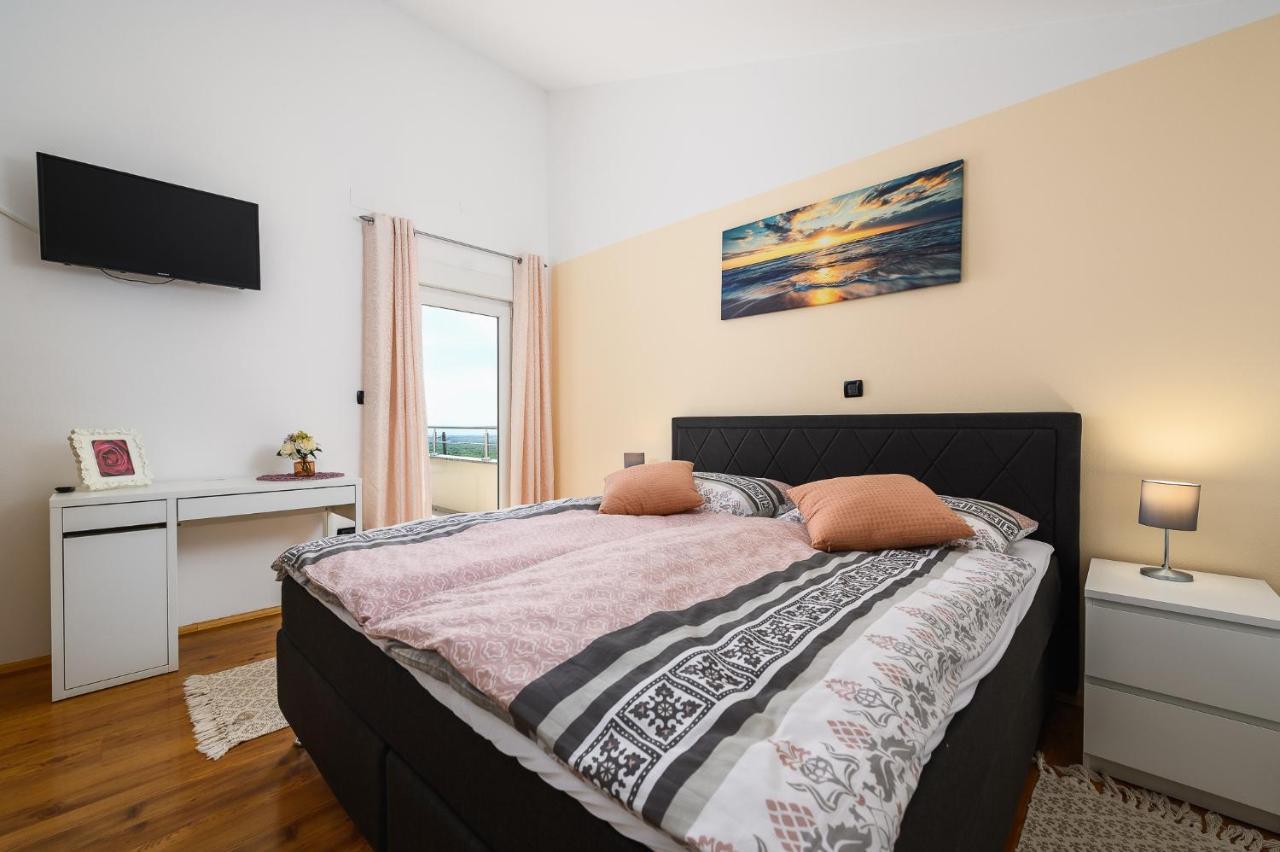 Villa Elisa Kaštelir Esterno foto