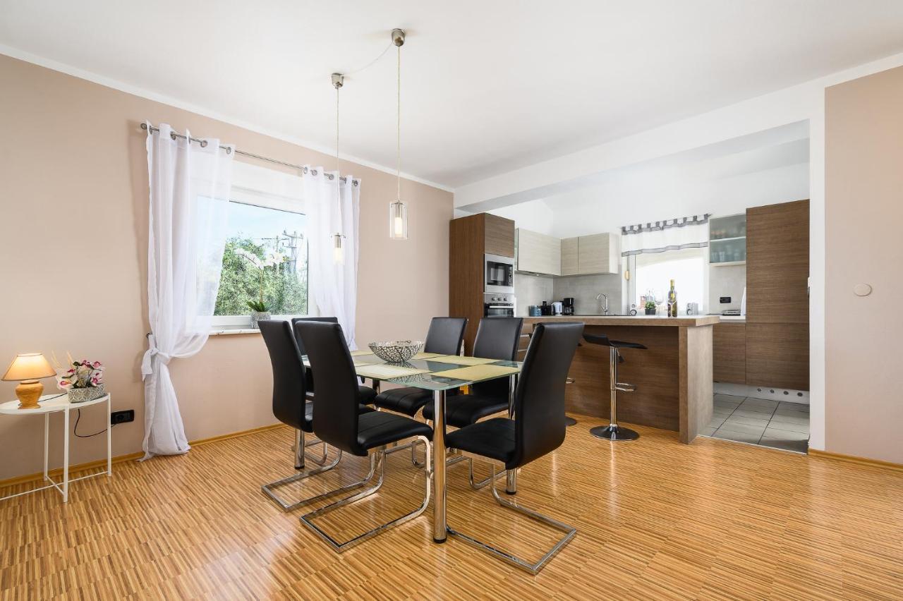 Villa Elisa Kaštelir Esterno foto