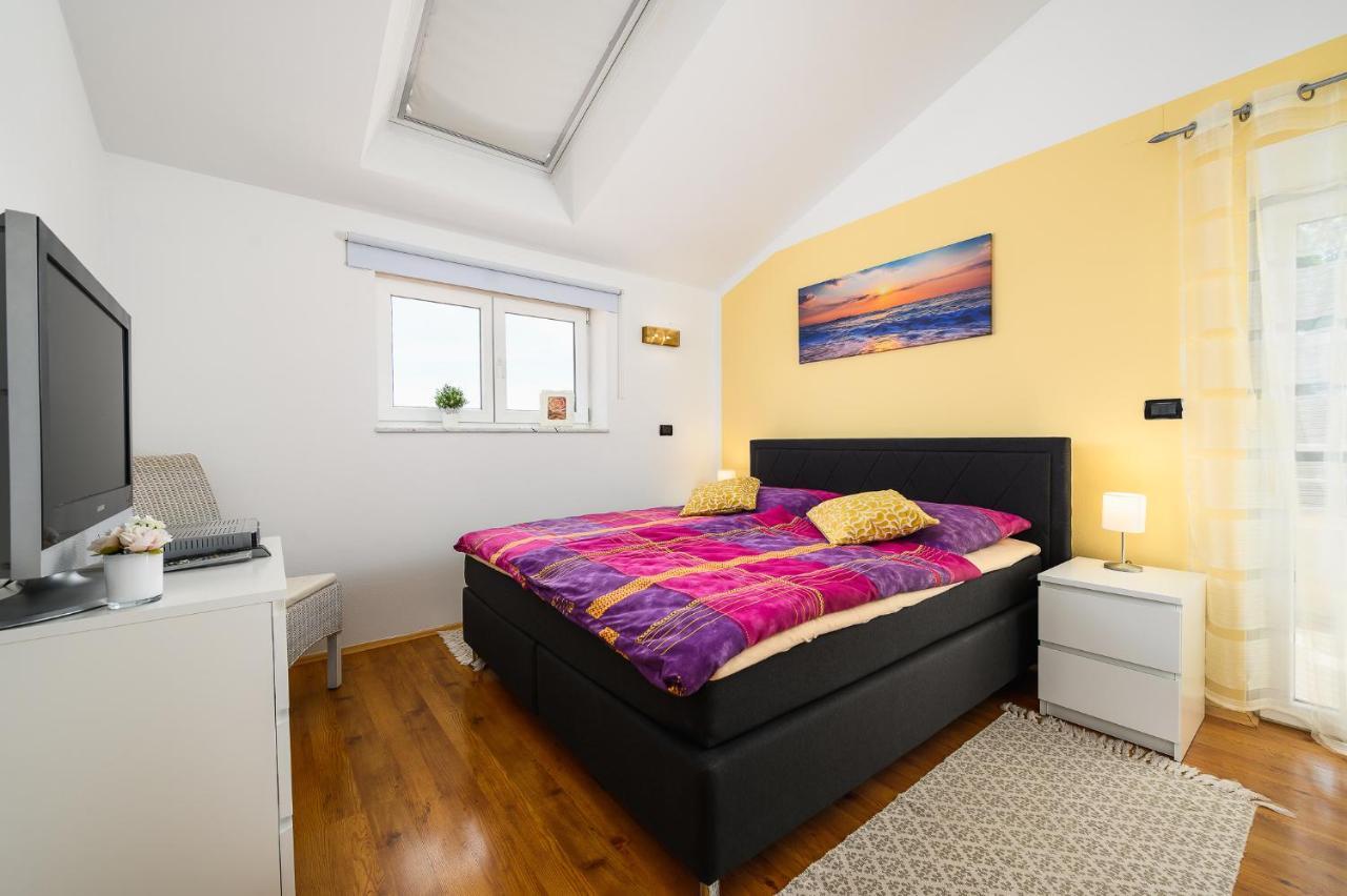 Villa Elisa Kaštelir Esterno foto