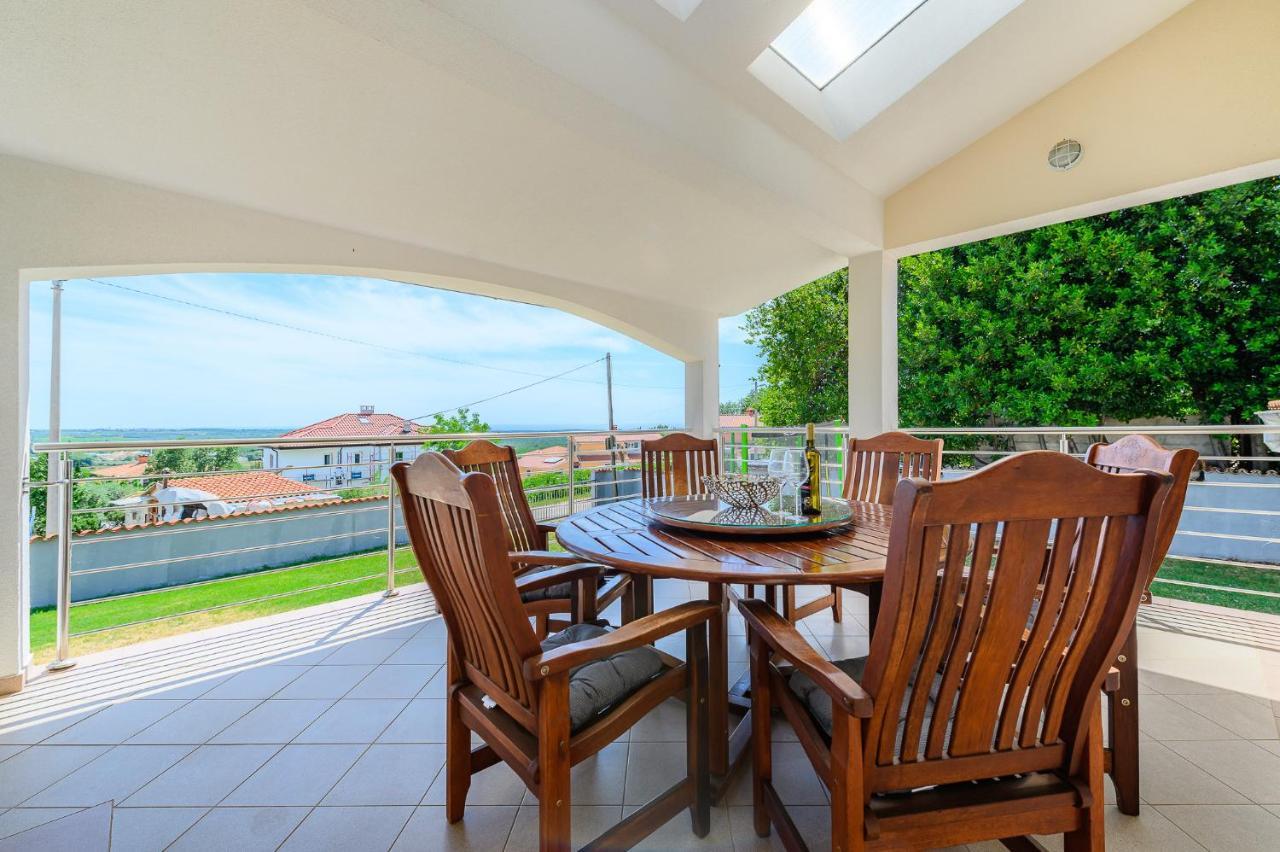 Villa Elisa Kaštelir Esterno foto